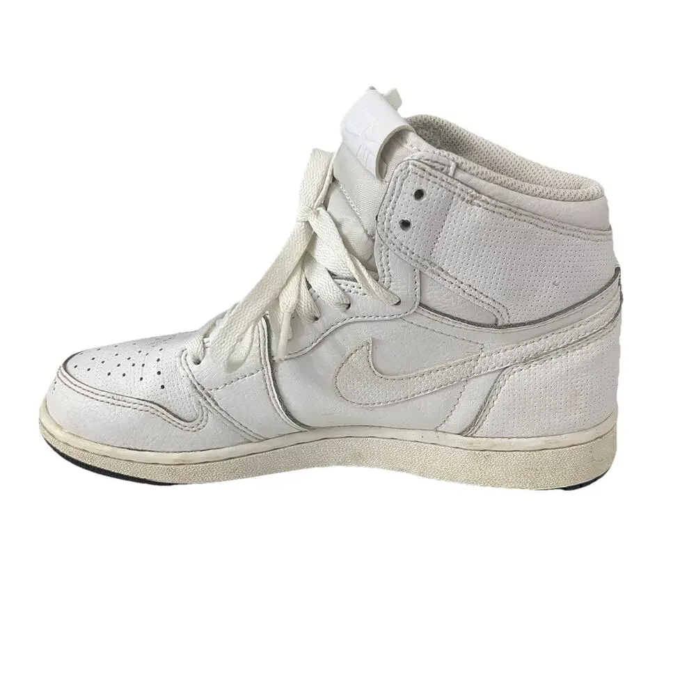 Nike Air Jordan 1 Perforated High 575441 100 Size 6.5Y White